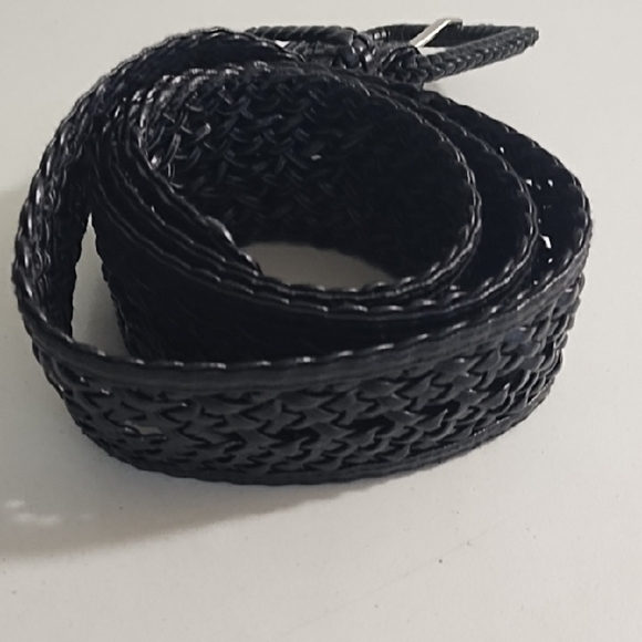 Elegant Black Woven Belt - Picture 11 of 12